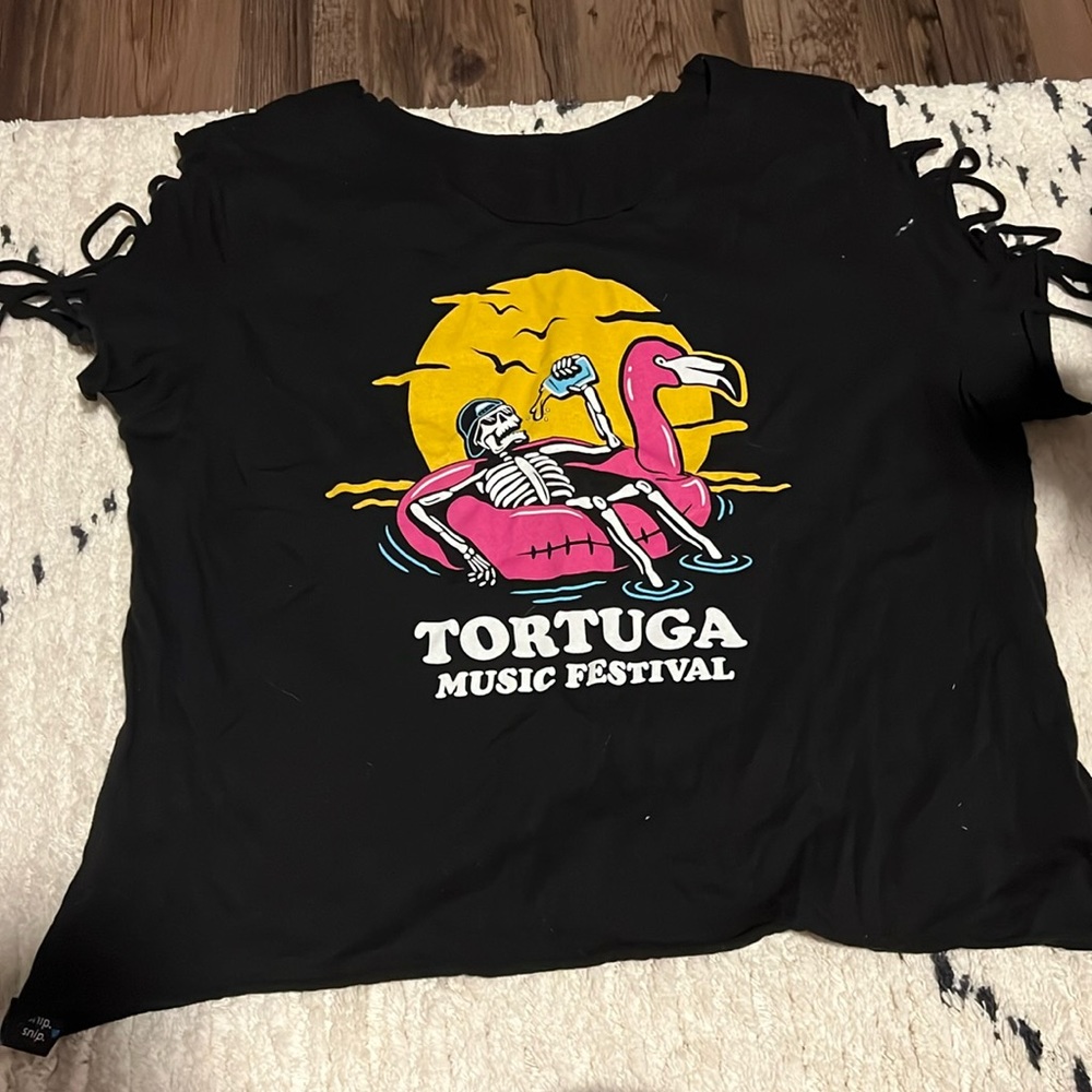 Tortuga music festival cropped shirt.